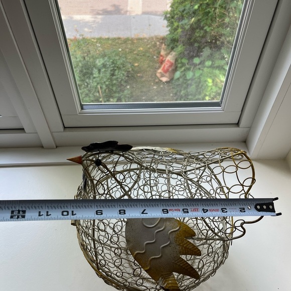 Vintage Hen Egg Basket Decorative Farmhouse Piece indoor outdoor - Picture 2 of 8